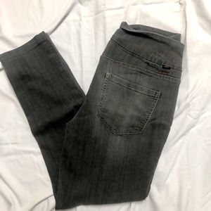 Grey high waisted skinny jeans